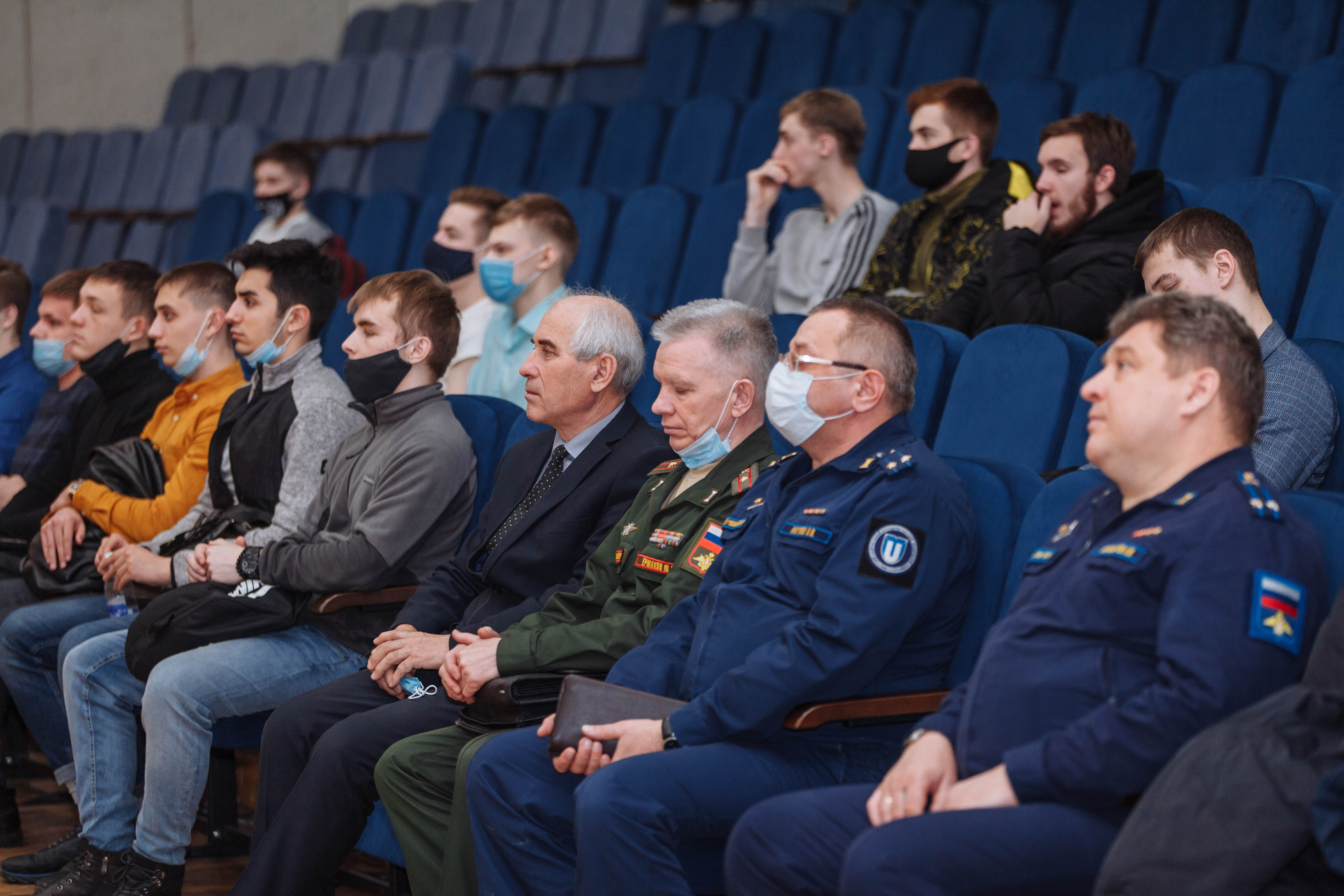 Военный учебный центр при ИРНИТУ объявил конкурсный отбор курсантов |  10.02.2021 | Новости Иркутска - БезФормата